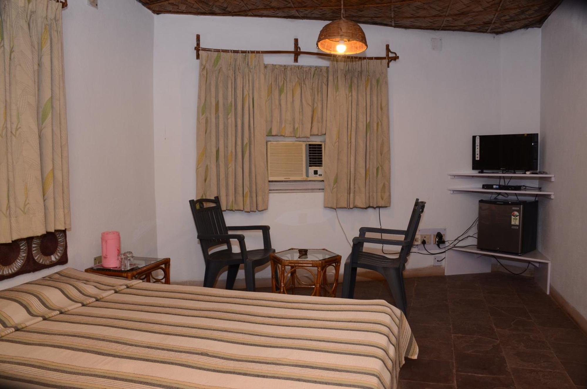 Chhuti Holiday Resort 볼푸르 외부 사진